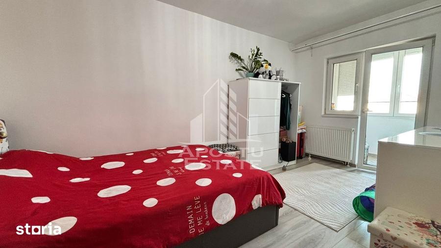 Apartament cu 3 camere decomandat, mobilat în Șagului