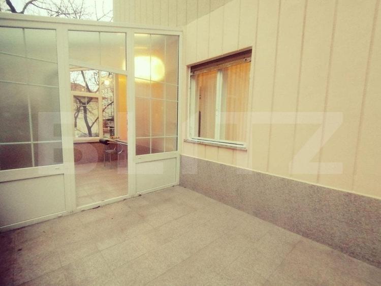 Apartament cu 2 camere decomandat, mobilat în Medicină