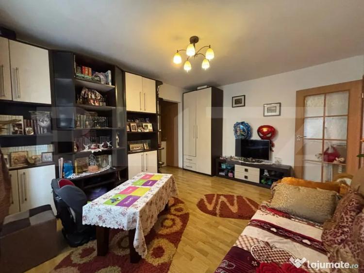 Apartament cu 2 camere semidecomandat în Central