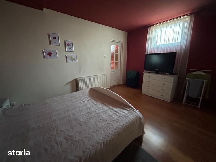 Casă cu 4 camere cu Teren 1370 Mp în Valea lui Mihai