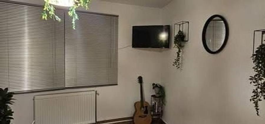 Casă cu 4 camere cu Teren 605 Mp în Central