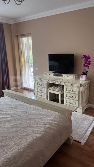 Casă individuală cu 5 camere cu Teren 300 Mp în Bună Ziua