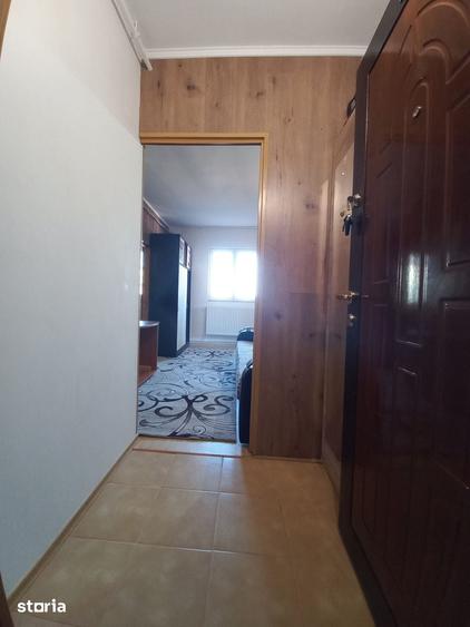 Apartament cu 2 camere în Micro 8