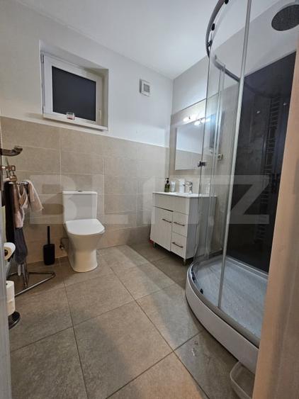 Duplex cu 4 camere cu Canalizare în Florești