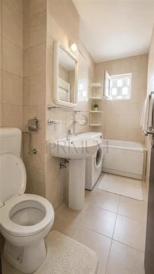Apartament cu 2 camere nedecomandat în Girocului