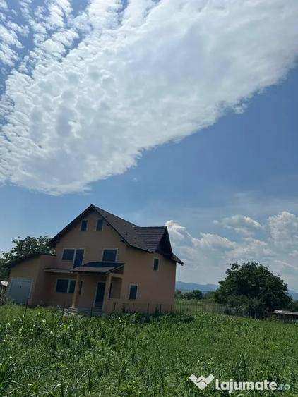 Casa de vanzare Roznov Slobozia Neamt - 2