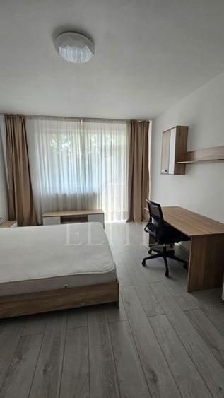Apartament cu 2 camere semidecomandat, mobilat în Bună Ziua