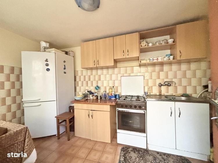 Casă cu 3 camere cu Teren 285 Mp în Cantemir