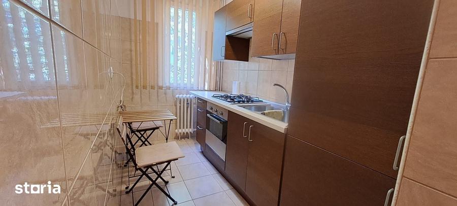 Garsonieră decomandată în Drumul Taberei