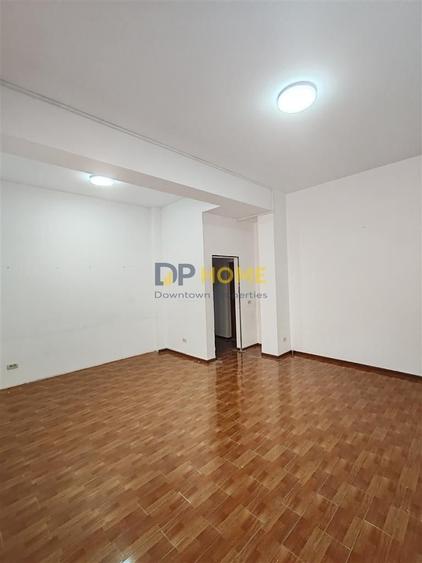 Spațiu comercial, de 30 mp, în Ultracentral