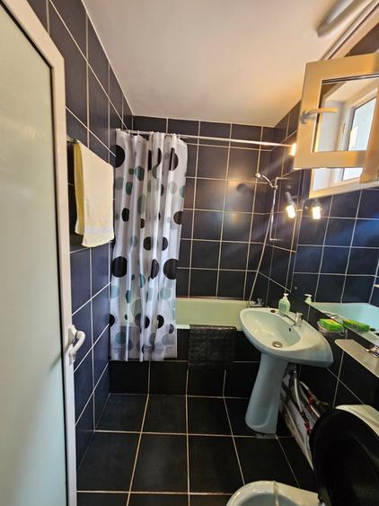 Apartament cu 3 camere decomandat în Piața Unirii