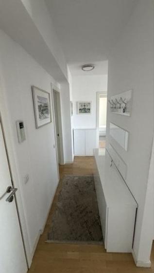 Apartament cu 3 camere decomandat, mobilat în Băneasa
