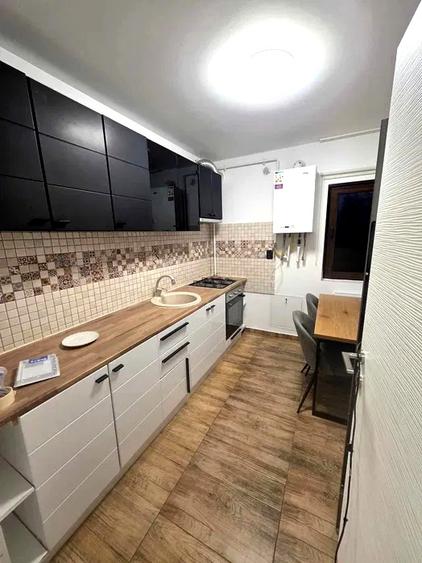 Apartament cu 2 camere decomandat, mobilat în Nicolina