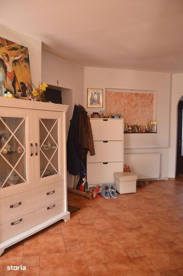 Apartament cu 3 camere în Central