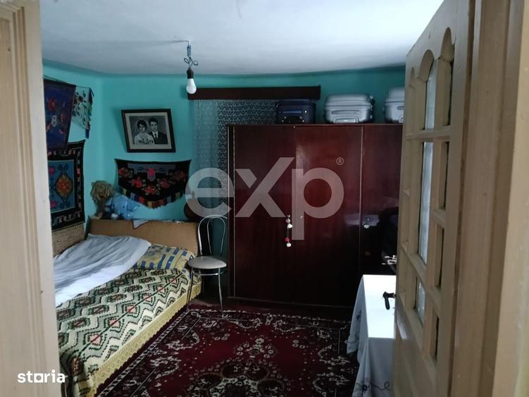 Casă cu 3 camere în Pădureți