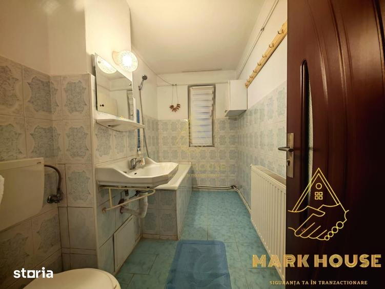 Apartament cu 2 camere decomandat în Banca Națională