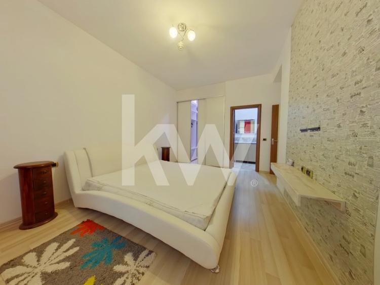 Apartament cu 3 camere decomandat, mobilat în Tractorul