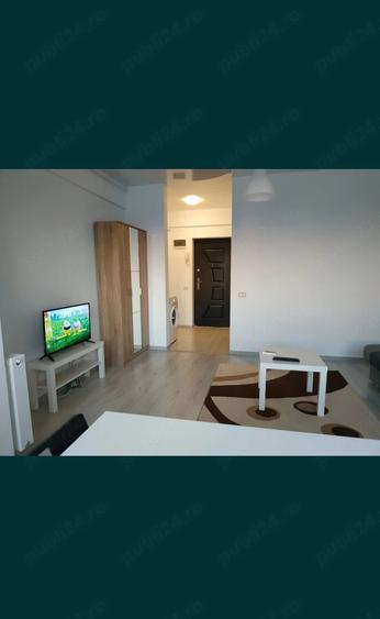 Garsonieră decomandată în Uverturii