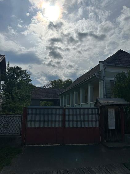 Casă cu 4 camere în Lopadea Veche