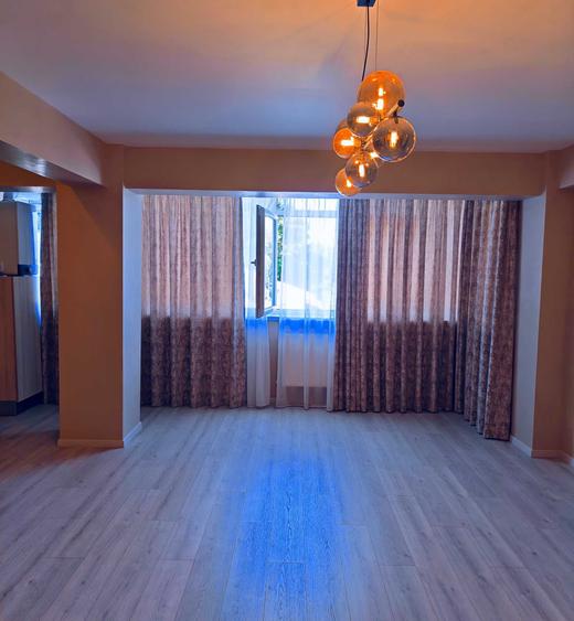 Apartament cu 2 camere semidecomandat în Exterior Vest