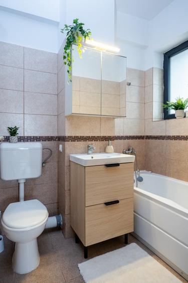 Apartament cu 2 camere decomandat, mobilat în Vatra Luminoasă