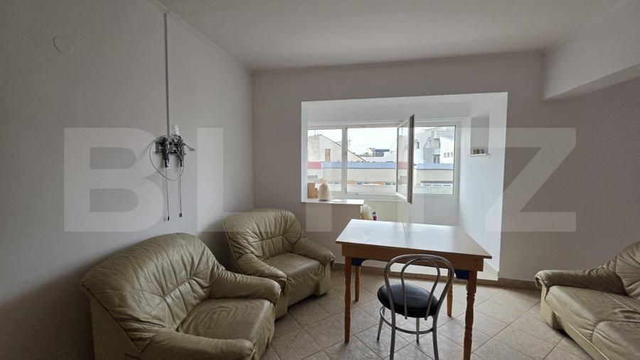 Apartament cu 2 camere semidecomandat, mobilat în Ultracentral