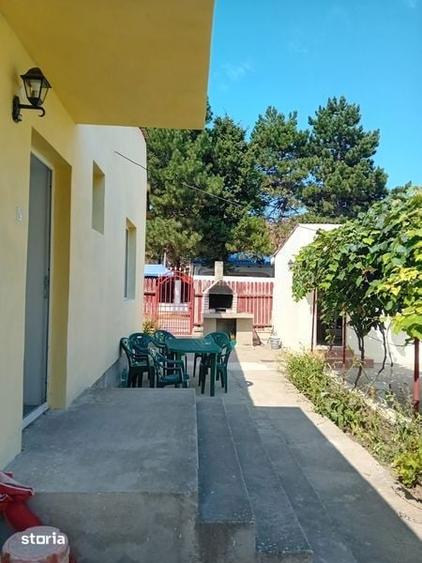 Casă cu 4 camere cu Teren 100 Mp în Central