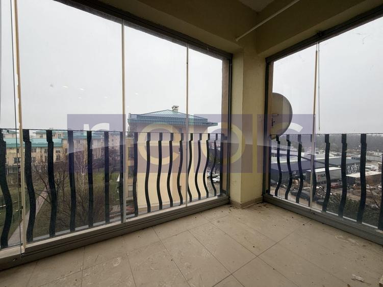 Apartament cu 3 camere decomandat, mobilat în Ștefăneștii de Jos