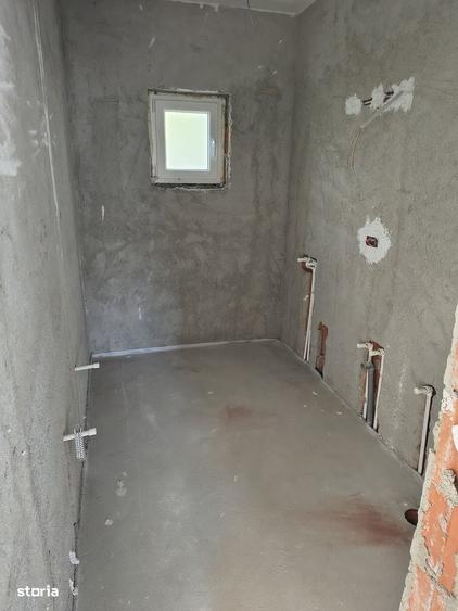 Casă cu 4 camere cu Teren 550 Mp în Balotești