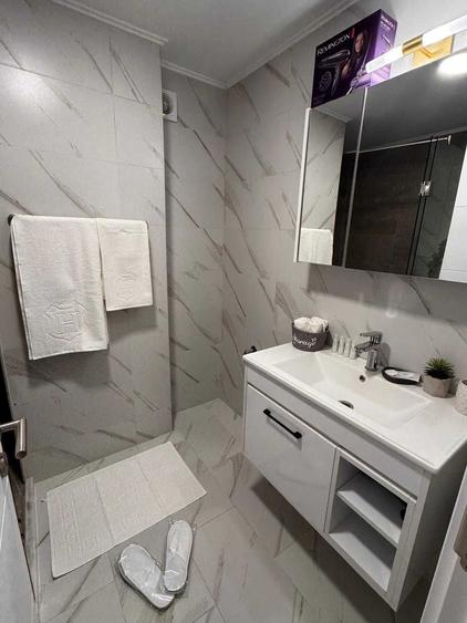 Apartament cu 2 camere decomandat în Exterior Vest