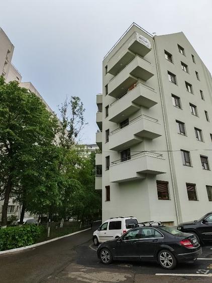 Apartament 2 camere premium de închiriat 55 mp bloc nou Titan terasă parc - 6