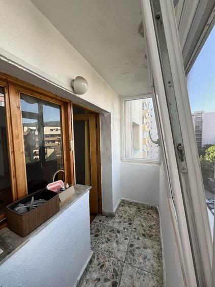 Apartament cu 2 camere semidecomandat în Mihai Bravu