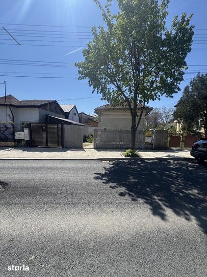 Casă cu 3 camere cu Teren 358 Mp în Central