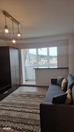 Apartament cu 3 camere decomandat, mobilat în Valea Cetății