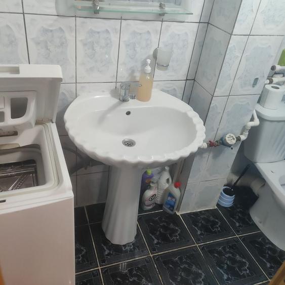 Apartament cu 2 camere decomandat în Războieni