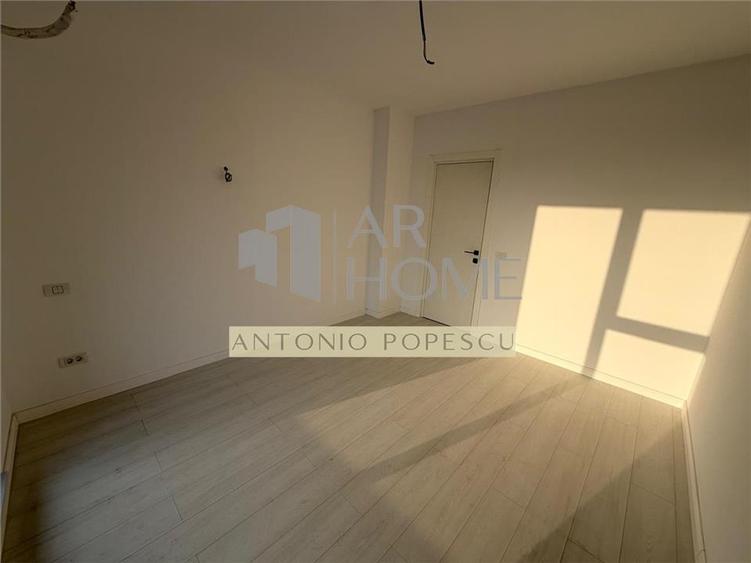 Apartament cu 3 camere decomandat în Albert