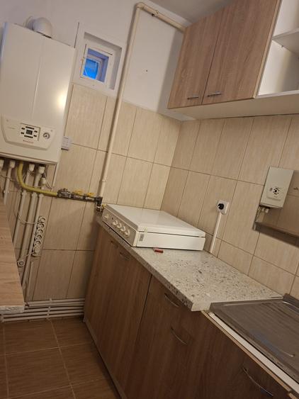 Garsonieră decomandată în Central