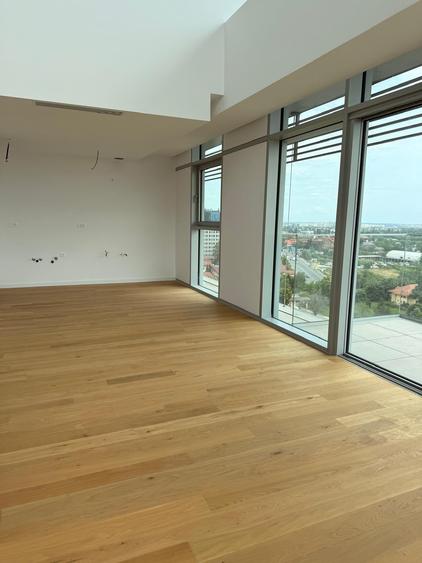 Apartament cu 4 camere în Floreasca