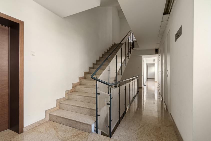 Victoriei, 3 camere, an 2009, loc de parcare inclus - 15