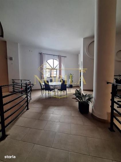 Spațiu comercial, de 984 mp, în Central
