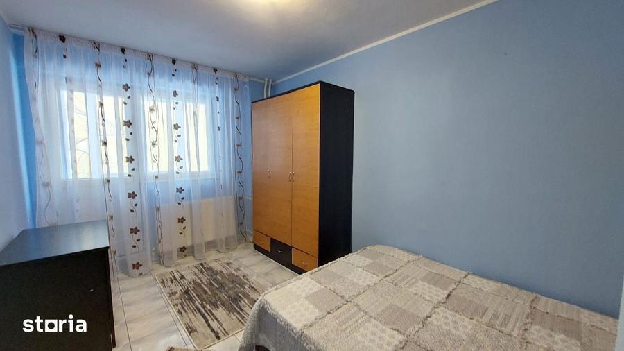 Apartament cu 2 camere decomandat în Micro 17