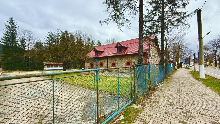 Casă individuală cu 2 camere cu Canalizare în Poiana Țapului