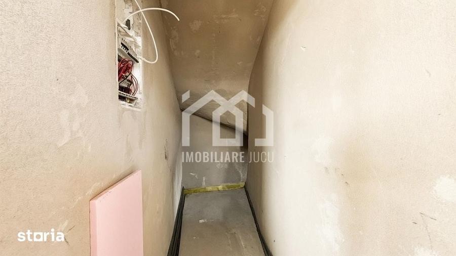 Casă cu 4 camere cu Teren 800 Mp în Jucu