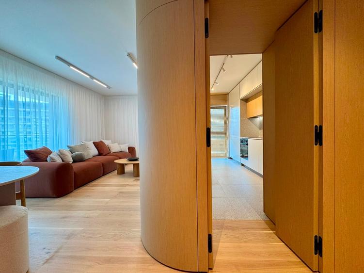 Apartament cu 3 camere decomandat în Pipera