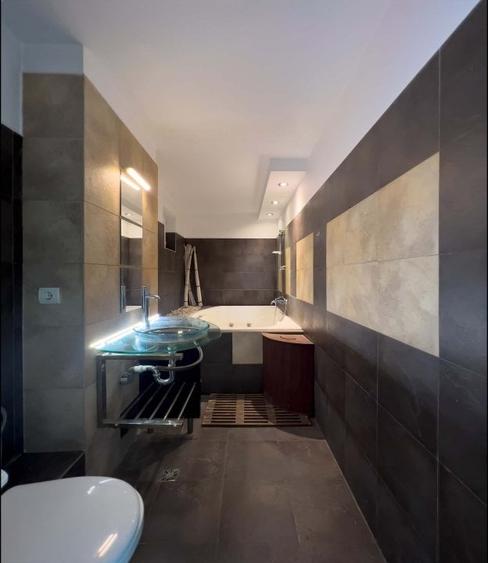 Apartament cu 2 camere decomandat, mobilat în Unirii