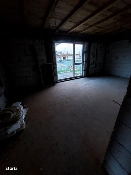 Casă cu 3 camere decomandat cu Teren 450 Mp în Cumpăna