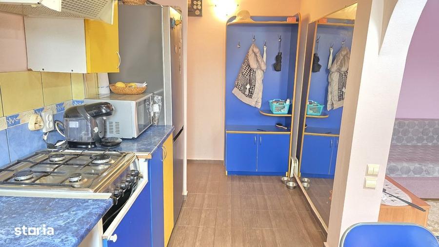 Vand apartament 3 camere semidecomandat in Deva, Micro 15, etaj 3, - 12