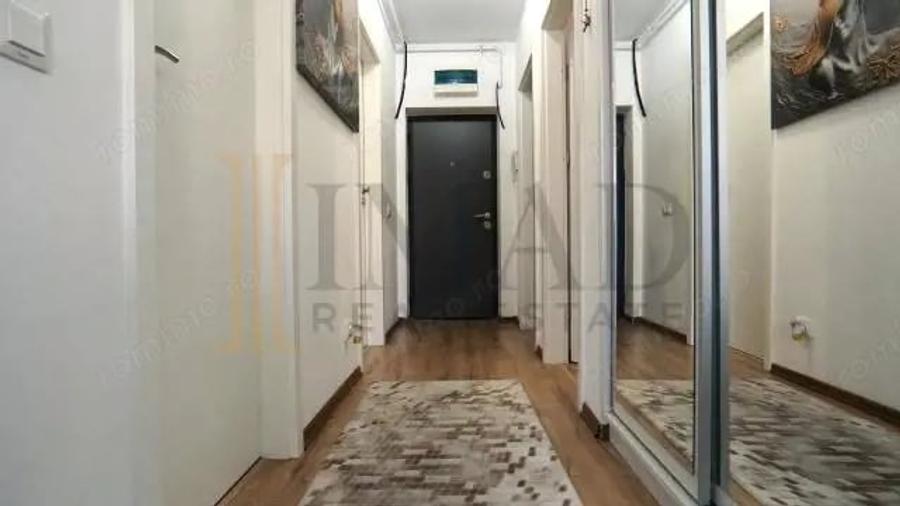 Apartament cu 3 camere în Periferie