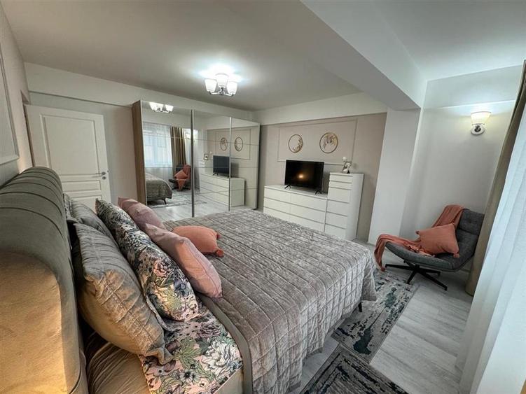 Apartament cu 2 camere decomandat în Cug