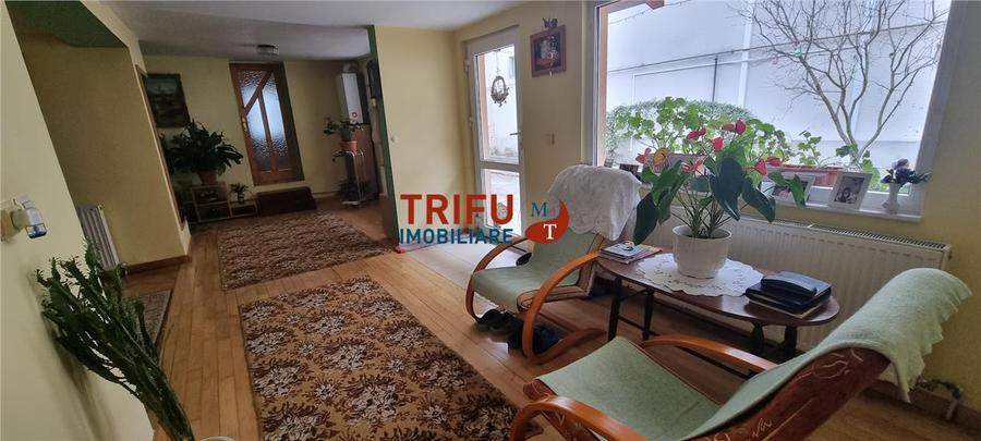 Casă individuală cu 4 camere cu Teren 1428 Mp în Partoș